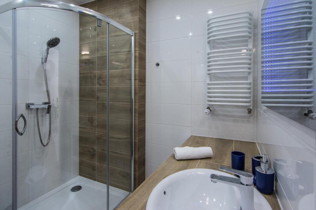 Apartamenty Izerskie - Ul. Sienkiewicza 9 Świeradów-Zdrój エクステリア 写真