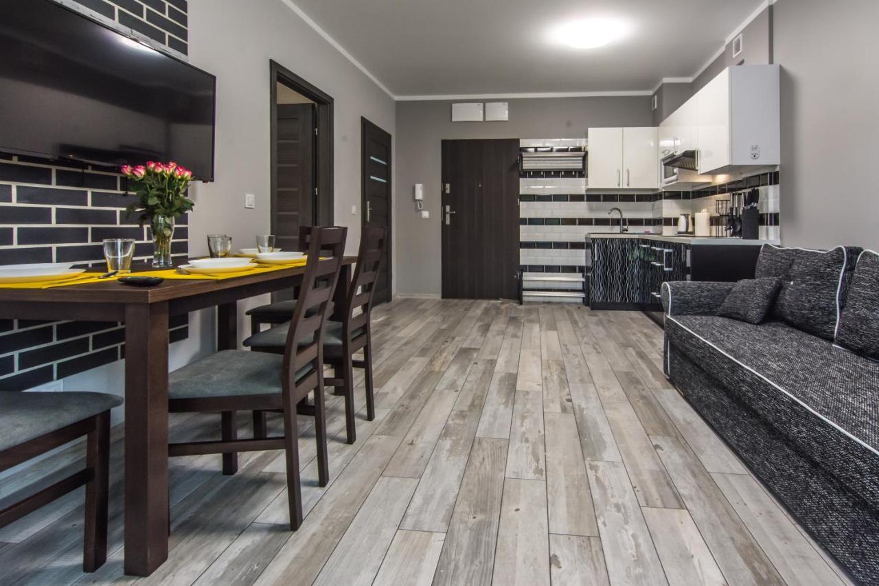 Apartamenty Izerskie - Ul. Sienkiewicza 9 Świeradów-Zdrój エクステリア 写真