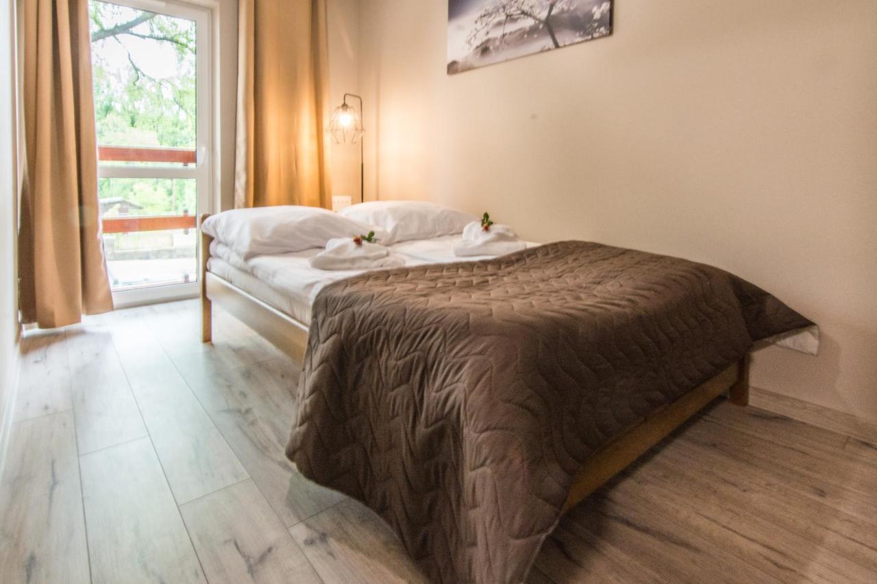 Apartamenty Izerskie - Ul. Sienkiewicza 9 Świeradów-Zdrój エクステリア 写真